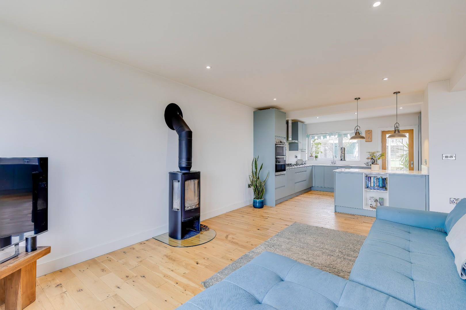 Seaview Drive, Ogmore-By-Sea, Vale of Glamorgan, CF32 0PB